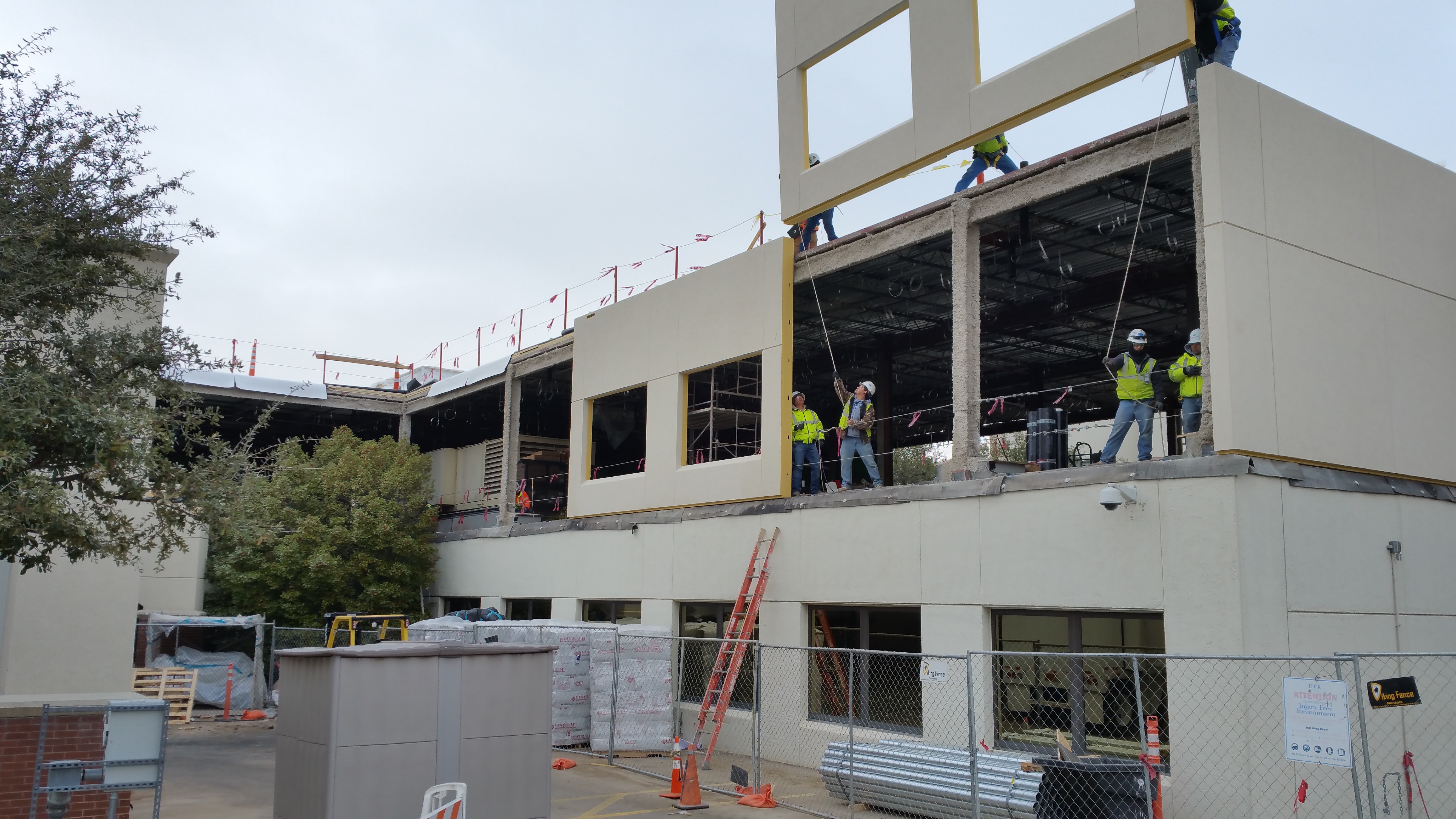 Brookhaven College Science and Allied Health Building – BakerTriangle